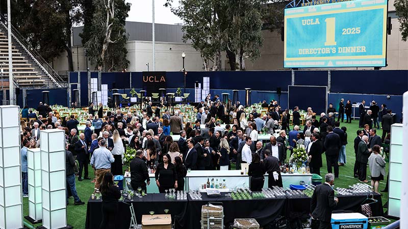 Large group of people mingling